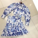Conjunto de blusa y falda con volantes Estampado ornamental Blusa con mangas abullonadas y lazo Bordes con flecos Poliéster y algodón 6