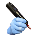 Conjunto de caneta de tatuagem sem fio preta com motor sem núcleo 2400 mAh e outros acessórios Conjunto completo de tatuagem com 80 unidades de cartuchos de tatuagem de vários tamanhos para iniciantes e profissionais Caneta de tatuagem silenciosa e potente com ecrã LED e cartuchos de tatuagem para linhas e sombreamento 14,8 x 3,2 cm 2