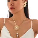 Conjunto de choker feminino com brincos Flor Detalhes em pérola Corrente ajustável 42,5 cm + brincos 5x5 cm Joias elegantes para qualquer 4