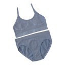 Conjunto de lencería de mujer con bralette sin aros y braguitas de corte clásico de cintura baja 7