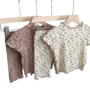 Conjunto de niña con estampado floral, camiseta de manga corta y pantalones con goma, escote redondo, conjunto de verano de algodón 3