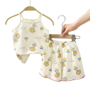 Conjunto de verano beige para niña con top de tirantes finos y pantalones cortos Estampado de osito con globos Escote redondo Conjunto cómodo 1