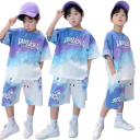 Conjunto de Verão Infantil com T-Shirt Colorida de Manga Curta e Calções com Cinta 2