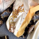 Conjunto feminino de camisa de manga longa e calções Estampagem barroca Cor preta, creme e dourado Ampla cintura Poliéster 6