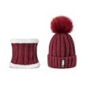 Conjunto feminino de gorro e cachecol tricotado 10