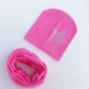 Conjunto infantil de gorro e cachecol com estrela 2
