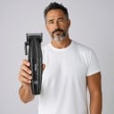 Conjunto máquina de cortar cabelo e aparador de barbas Recarregável Duração até 250 minutos 9 pentes guia 1–12 mm Ecrã digital Para corte 6
