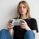 Controller di gioco wireless con ricevitore USB e striscia luminosa blu in bianco per PC Nintendo Switch televisore e telefono cellulare 4