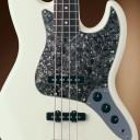 Coperchio per chitarra basso a quattro corde JB per standard americano FD Jazz Bass Finitura perlacea Pannello protettivo contro i graffi 2