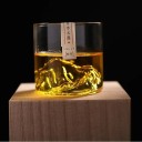 Copo de whiskey 150 ml 7,3 x 6,8 cm Copo japonês com modelo 3D de montanha no interior Copo decorativo de vidro para whisky, bourbon, licores 2