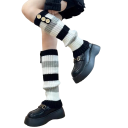 Copriscarpe decorati con bottoni 1