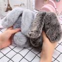 Coque originale pour iPhone avec un petit lapin en peluche 2