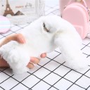 Coque originale pour iPhone avec un petit lapin en peluche 12