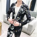 Costume pour hommes avec des fleurs 2