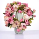 Couronne artificielle avec des pivoines 3