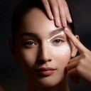 Crème contour des yeux anti-rides 40 g à l'acide hyaluronique et à l’or Hydratation Éclaircissement Raffermissement de la peau Réduction 3