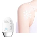 Creme solar waterproof SPF 50+ 50 ml hidratante leve e não pegajoso proteção contra radiação UV clareamento do tom da pele para o rosto e corpo 4