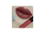 Cremefarbener wasserfester Lippenstift 24