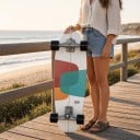Cruiser skateboard S barevnými bloky Délka 81,3 cm Stříbrné trucky Bílý s černými koly Na ježdění po městě a cyklostezkách 6