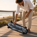 Cruiser skateboard S motivem peříčka Délka 78,7 cm Stříbrné trucky Černý s černými koly Na ježdění po městě a cyklostezkách 5