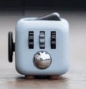 Cubo anti-stress para ocupar mãos inquietas Botões e rodas para clicar e rodar Acessório para descontrair no trabalho e nos estudos 4