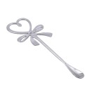 Cucchiaino con cuore e fiocco 6