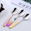 Cucharita de acero inoxidable con cabeza brillante plateada Mango con transición de color suave Para mezclar té Longitud 14 cm 4