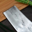 Cuchillo de cocina chino para cortar carne y pescado Hoja ancha de acero al carbono con aspecto forjado Mango de madera con patrón Grosor de la hoja 5