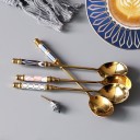 Cuillère avec décoration en céramique 2