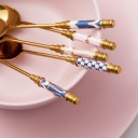 Cuillère avec décoration en céramique 3
