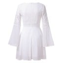 Dam vit spets mini klänning i boho stil V-ringning med snörning och fransar Långa trumpetärmar Flödande kjol Polyester 3