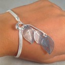 Damarmband med löv 2