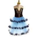 Dame balletkjole med lagdelt spidse nederdel, gylden broderi på livstykket og tynde stropper, karakterkostume til klassisk ballet 2