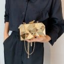 Dame clutch med geometrisk fasetoverflade Faste krop med spejlglans Spænde og kæde rem Plast 17 x 10 x 4 cm 6