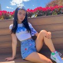 Dame crop top med en engelprint 2