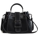 Dame crossbody taske i PU læderlook med hank til hånden Rem med karabinhager Stor metalspænde og kontraststing 27 x 20 x 13 cm 1