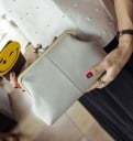 Dame crossbody taske i retro stil med metalramme Lukning med kugler Kæde og lang rem Grainet PU læder 24 x 17 x 7 cm 7