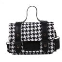 Dame crossbody taske med klap og mønster af kyllingefod PU-læder remme med nitter Øverste håndtag og rem i PU-læder og polyester 18,5 x 13 x 8 cm 2