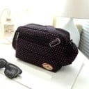 Dame crossbody taske med prikket mønster Hovedrum og forreste lynlåslommer Justerbar rem Nylon og polyester 29 x 17 x 6 cm 6