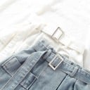 Dame denim mini nederdel med bælte Stor firkantet spænde A-snit To påsyede lommer Bomuldsdenim Til daglig brug 5