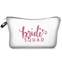 Dame kosmetikataske med bryllupstekst til bruden og brudepigerne Polyester Lynlåslukning med håndtag Mål 13,5 x 22 cm Bryllupsgave 6