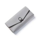 Dame lang tegnebog i kunstlæder Asymmetrisk kuvertklap Mørk metal dekorativ spænde Tynd flad form 19 x 9,5 x 1,5 cm 3