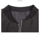 Dame let bomberjakke til forår og efterår Ribbet krave og kanter Lynlåslomme på ærmet Sidelommer Metal lynlås Fôr Polyester 11