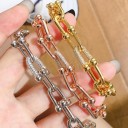 Dame massivt armbånd H414 1