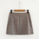 Dame mini nederdel med slids foran Tætsiddende snit Brunt hane fod mønster med røde og mørkeblå striber Polyester 3
