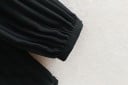 Dame plisseret bluse med lange puffede ærmer Ståkrave Knaplukning Klassisk løs pasform Behageligt materiale polyamid 6