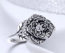 Dame ring med blomst D1874 2