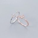 Dame ring med blomst D2238 1