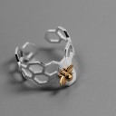 Dame ring med en bi D2895 6