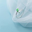 Dame ring med et blad 2